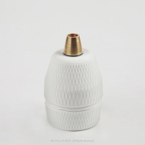 Diamond Porcelain Lamp Holder - Brass Cabe Grip 